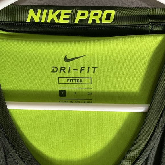 Nike pro - Picture 2 of 4